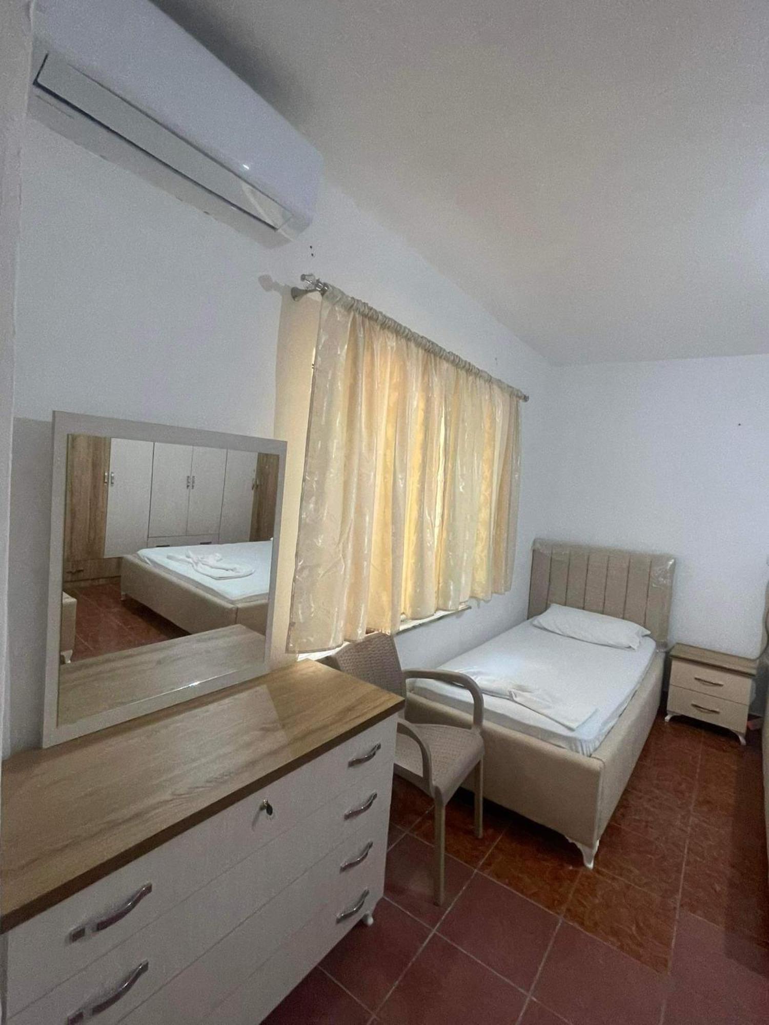 Hotel Gjika Sarande Exterior photo