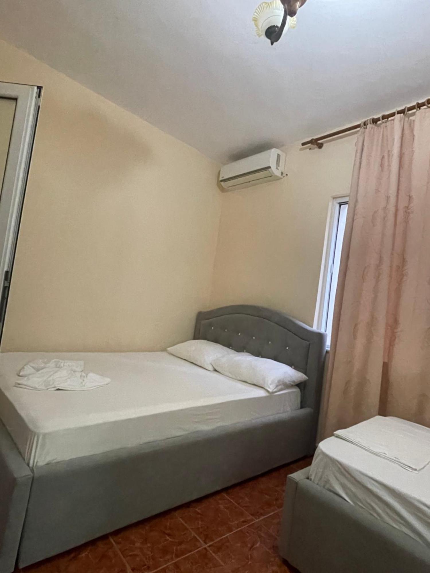Hotel Gjika Sarande Exterior photo