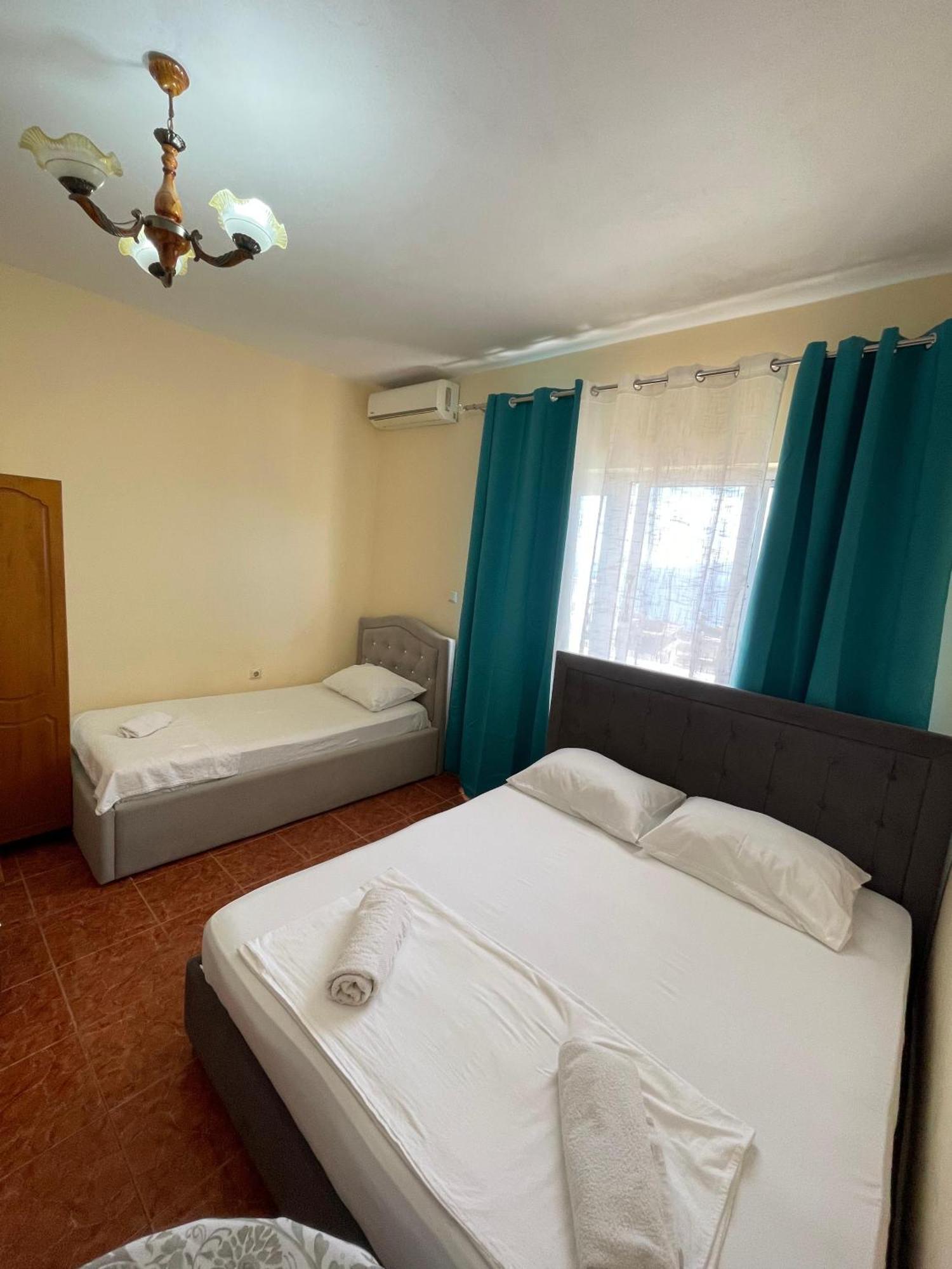 Hotel Gjika Sarande Exterior photo